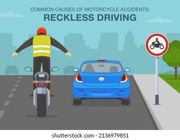 Normas y consejos de seguridad para la conducción en motocicleta. Las causas comunes de los choques de motocicletas son la conducción imprudente. Motociclista de pie sobre una motocicleta mientras viaja por la carretera. Plantilla de ilustración vectorial plana.