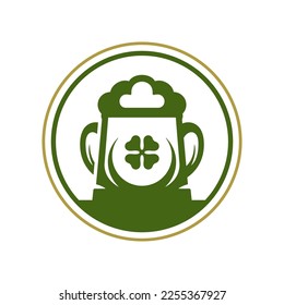 Saint Patrick's Day Irish beer mug with green lucky clover golden circle frame vintage icon vector flat illustration. Celtic ale malt alcohol beverage pub bar round border badge fortune shamrock