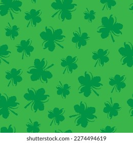 Saint Patrick's day seamless pattern background. Shamrock chalk green pattern, St. Patrick's Day background. Hand drawn illustration.