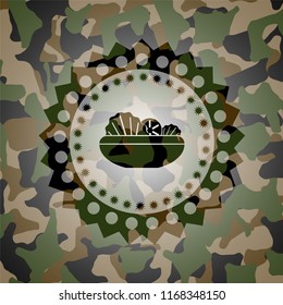 salad icon inside camo texture