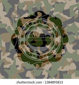 salad icon on camo pattern