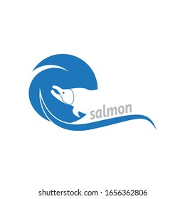 Diseño del logotipo del pez salmón vectorial sobre fondo blanco