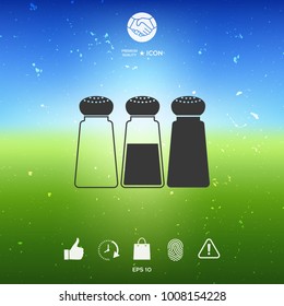 Salt or pepper shakers - set