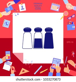 Salt or pepper shakers - set