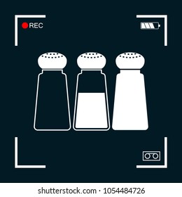 Salt or pepper shakers - set