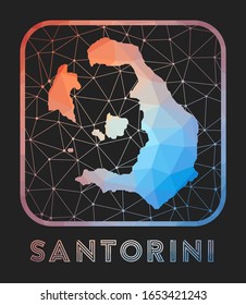 Diseño del mapa de Santorini. Mapa vectorial de baja polilla de la isla. Icono de Santorini en estilo geométrico. La forma de la isla con gradiente polgnal y malla en fondo oscuro.