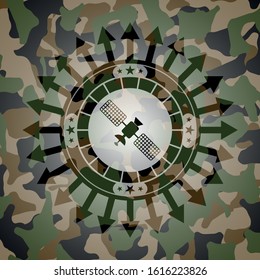 satelite icon on camo pattern