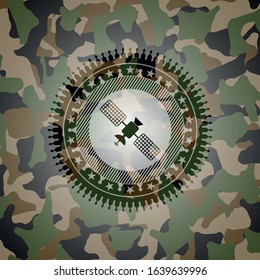 satelite icon on camo pattern