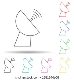 Satellitenschüssel, mehrfarbiges Set Symbol. Einfache dünne Linie, Vektorillustration der Navigationssymbole für i und ux, Website oder mobile Anwendungen