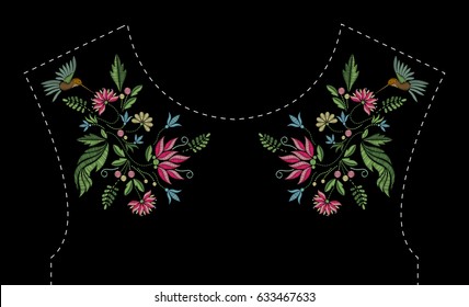 Design de bordado de ponto de cetim com flores e pássaros. Padrão de moda floral de linha folclórica para decote de vestido. Ornamento de moda étnica para pescoço no fundo preto.