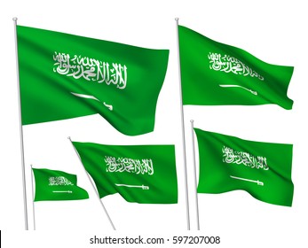 Arábia Saudita conjunto de bandeiras vetoriais. 5 bandeiras de pano 3D ondulado tremulando sobre o vento. EPS 8 criado usando malhas de gradiente isoladas em fundo branco. Cinco elementos de design flagstaff da coleção mundial