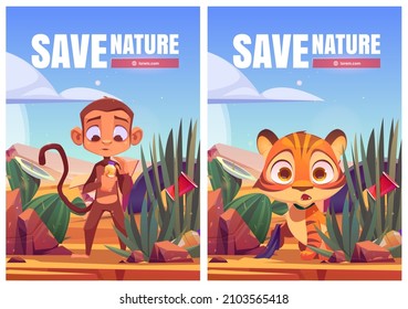 Guardar afiches de dibujos animados de la naturaleza, divertidos animales salvajes africanos cachorros de tigre y monos en el contaminado paisaje natural del desierto con basura y desperdicios plásticos alrededor. Ejemplo de vector de contaminación ecológica en África