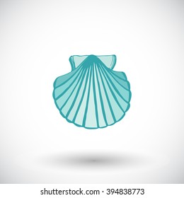 Scallop shell sketch. Hand-drawn sea or ocean life cartoon icon. Doodle drawing. Vector illustration. 