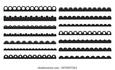 Rüschiger Strichteiler mit abgerundeten Kanten, schwarzer Silhouettenstreifen, Tape-Kollektion isoliert auf weißem Hintergrund. Traditionelles einfaches Ornament mit Kreisen, Stickband.