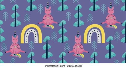 Patrón unicornio escandinavo sin fisuras con arco iris y árbol. Un caballo rosado con cuerno se sienta en un fondo oscuro.Textil infantil con un arcoiris brillante.