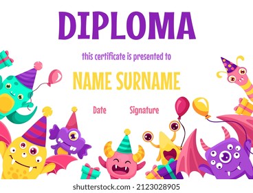 Diploma escolar, plantilla de certificado con personajes monstruo adorables y divertidos. Ilustración vectorial de dibujos animados con criaturas sonrientes
