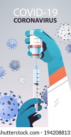 científico que desarrolla nueva vacuna contra el coronavirus en un investigador de laboratorio que contiene jeringas y vacuna contra viales de botellas