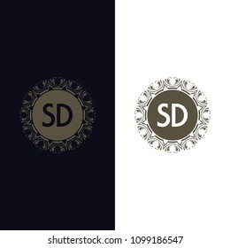 SD initial logo. Luxury ornament crown logo