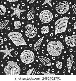Sea bottom seamless pattern. Summer beach hand-drawn seaside vector print. Undersea world cartoon background with sea urchin, starfish, shell, coral. Seashore elements design for fabrics, wallpaper