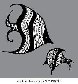 Sea creatures. Line art. Mascara. Black and white. Dudling. Zentangl. Stylized fish. Decorative. Background. Shell. Squid. Jellyfish. Carp. Sink. Snail. Octopus. Sea bottom. Of algae. Whale. Flounder.