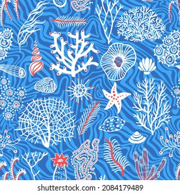 Sea set seamless pattern with seashells, corals, alga and starfishes. Marine background.