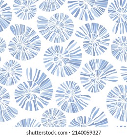Las cáscaras de mar y los fósiles vectan un patrón sin fisuras. Huella costera hecha a mano en la playa de verano. Tela textil de moda oceánica monocroma de colores azul y blanco. Diseño de elementos marinos para tejidos, papel pintado