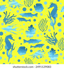 Sea watercolor seamless.  Manual graphics. Sketches. Sea animals, corals and algae. Watercolor background. Vector illustration.  Seamless ornament for decorating various surfaces. Watercolor elements.