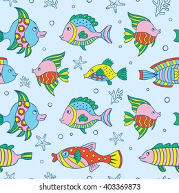 Sealife seamless background. Vector pattern with fishes swimming underwater in the sea and ocean