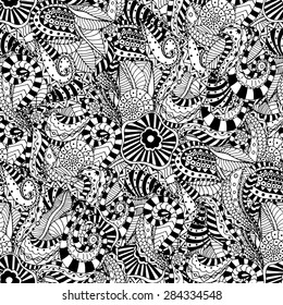 Seamless abstract hand-drawn floral pattern. Vector illustration