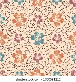Nahtlose abstrakte Kat-Muster mit dem Bild von Blumenschmuck.
