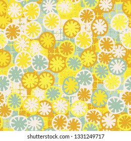 Seamless abstract pattern composed of lemon-like shapes. Easy to edit.
The background consists of checkered patches.