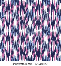 Seamless abstract pattern in doodle style with the image of colorful strokes. 