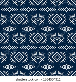 Seamless abstract pattern in ethnic style. Print for textile and paper. Vector illustration.