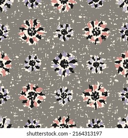 Seamless abstract pattern with floral ornament
