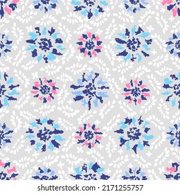 Seamless abstract pattern with floral ornament
