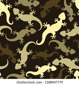 Seamless abstract pattern with hand-drawn lizards. Colorful geckos background