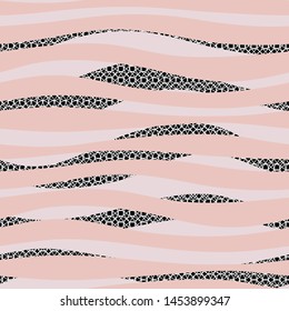 Seamless abstract waves on a lace grid