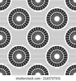 Patrón vectorial de moda africana sin mar con círculos, formas redondeadas. Impresión geométrica de contraste. Fondo rayado. Fondo blanco y negro.