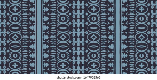 Seamless African pattern. Ethnic carpet with chevrons. Tribal vector ornament. Aztec style. Geometric mosaic on the tile, majolica. Ancient interior. Modern rug. Geo print on textile. Kente Cloth.