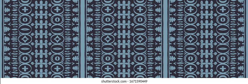 Patrón africano sin problemas. Alfombra étnica con chevrons. Ornamento vectorial tribal. Estilo azteca. Mosaico geométrico en la pieza, majólica. Interior antiguo. Alfombra moderna. Impresión geográfica en textiles. Ropa Kente.