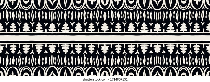 Seamless African pattern. Ethnic carpet with chevrons. Tribal vector ornament. Aztec style. Geometric mosaic on the tile, majolica. Ancient interior. Modern rug. Geo print on textile. Kente Cloth.