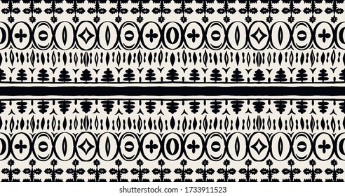 Seamless African pattern. Ethnic carpet with chevrons. Tribal vector ornament. Aztec style. Geometric mosaic on the tile, majolica. Ancient interior. Modern rug. Geo print on textile. Kente Cloth.