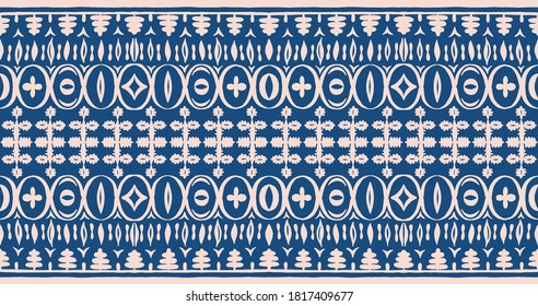 Seamless African pattern. Ethnic carpet with chevrons. Tribal vector ornament. Aztec style. Geometric mosaic on the tile, majolica. Ancient interior. Modern rug. Geo print on textile. Kente Cloth.