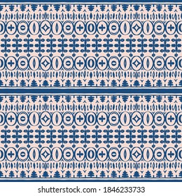 Patrón africano sin problemas. Alfombra étnica con chevrones. Ornamento vectorial tribal. Estilo azteca. Mosaico geométrico en la baldosa, majólica. Interior antiguo. Alfombra moderna. Impresión geográfica sobre textiles. Kente Cloth.