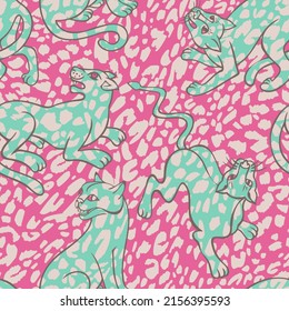 Seamless animal pattern. Jungle predator drawing overlay on spotted  African animal skin leopard tiger print fur texture. Silhouettes of cheetah, leopard, panther, wild cat. Outline contour drawing.