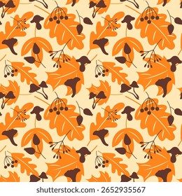 Patrón de otoño sin fisuras con hojas de naranja, hongos y bayas. Fondo botánico de otoño dibujado a mano. Diseño de Naturaleza rústica para tela, papel de embalaje o decoración de temporada.