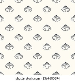 Seamless background with outlined shells. Pattern in minimal style, monochrome.