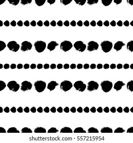 Seamless black and white pattern with circles