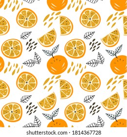 Nahtlose helle Muster mit frischen Orangen für Stoff, Zeichnungsetiketten, Druck auf T-Shirt, Tapete aus Kinderzimmer, Obsthintergrund. Scheiben mit orangefarbenem Dodle-Stil, fröhlicher Hintergrund.