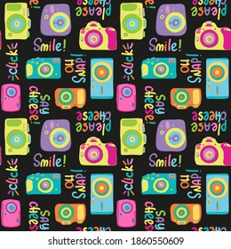 Seamless camera and lettering pattern. Hand drawn retro colorful photos and phrases smile please say cheese, oh snap Take a good shot.